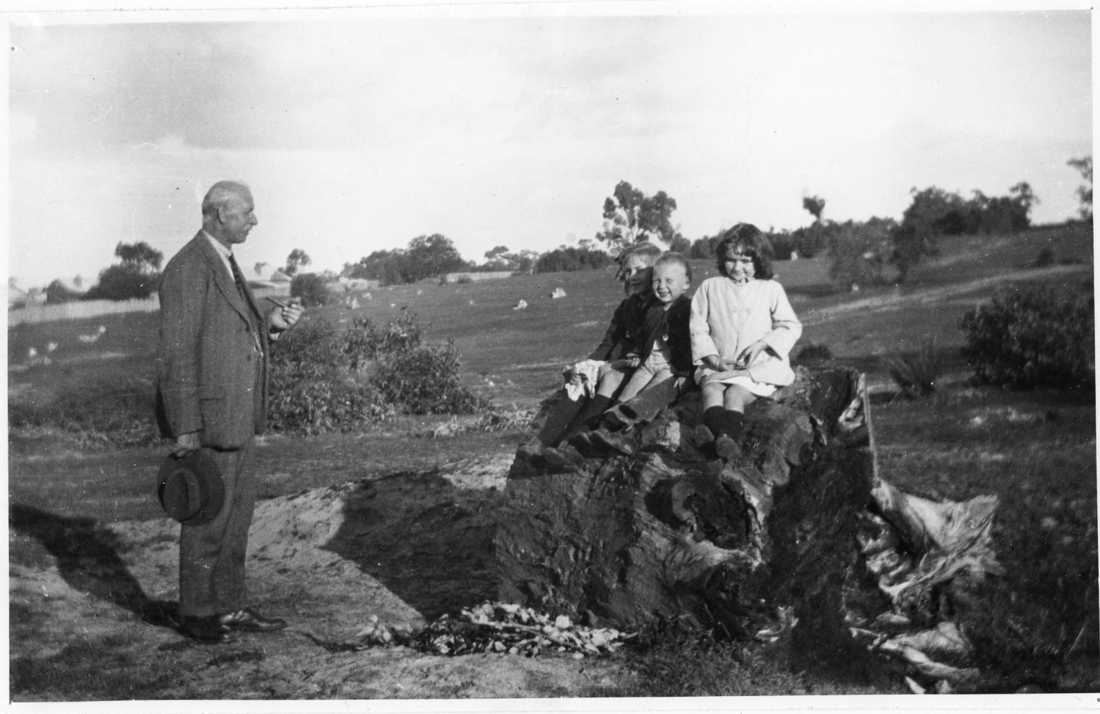 Doggett Family at an open field, corner of  Smyth and Aberdare Roads