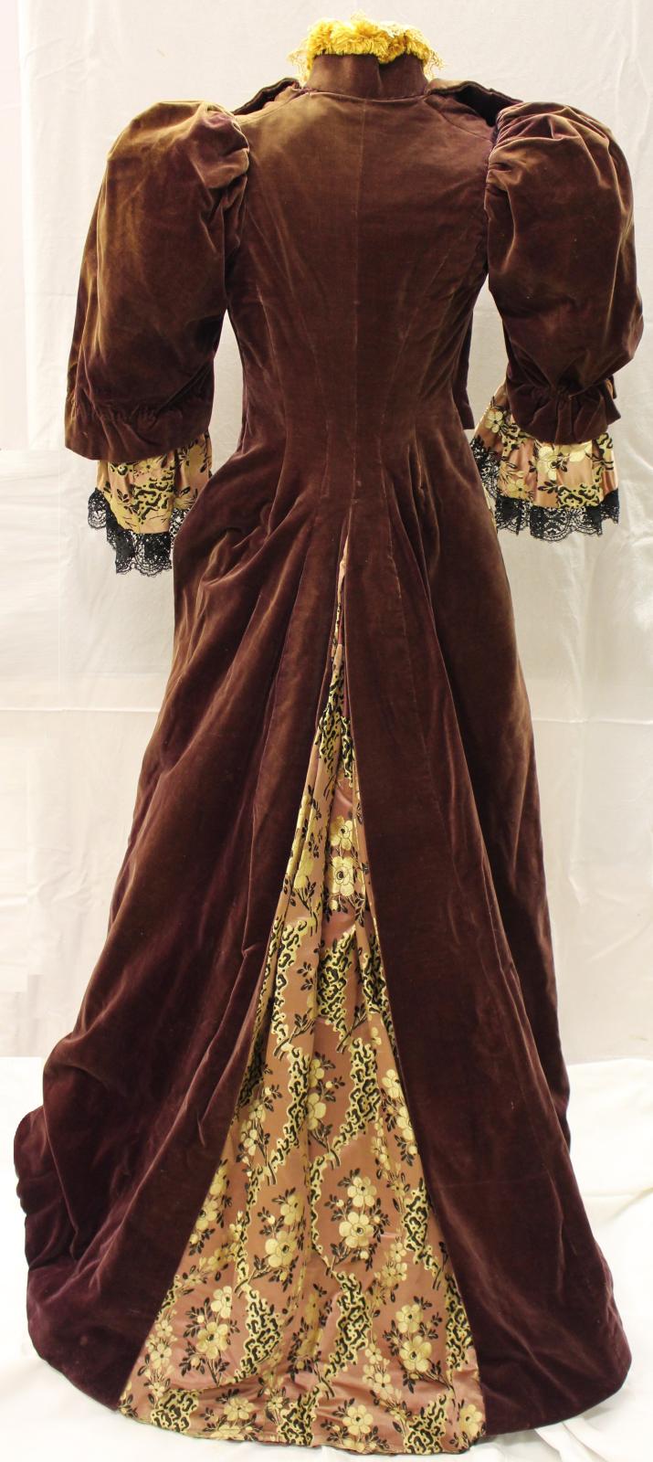 Ladies evening gown, back