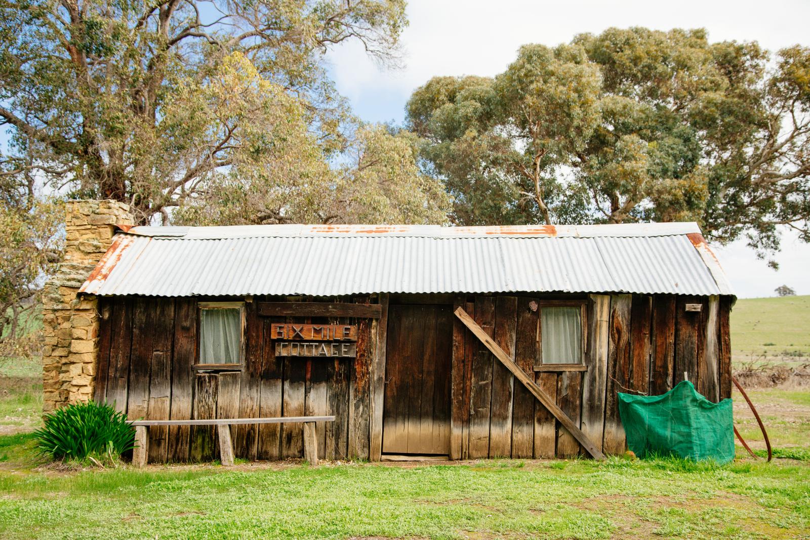 Six Mile Cottage