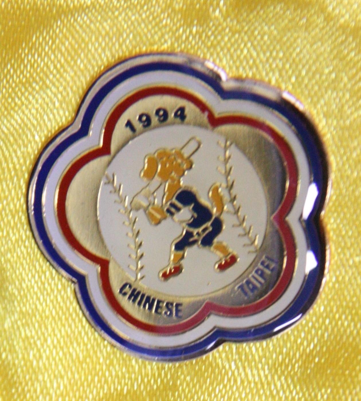 International baseball team lapel pins