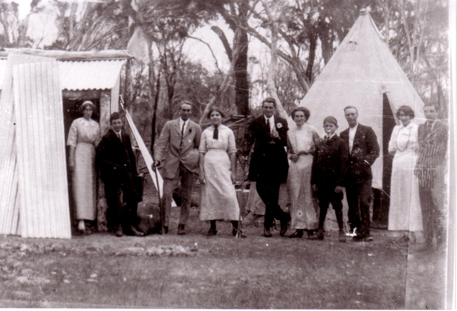 The Cookes' first home on Wonnenup, Gordon River, Boyup Brook - Cranbrook Road.  Olive Cooke, Les James, Ivan Cooke, "Tommy" Palmer, Jim Palmer, Sue Pope, Fred Palmer, Harry Singelton, Elene Cooke, Boy Cooke