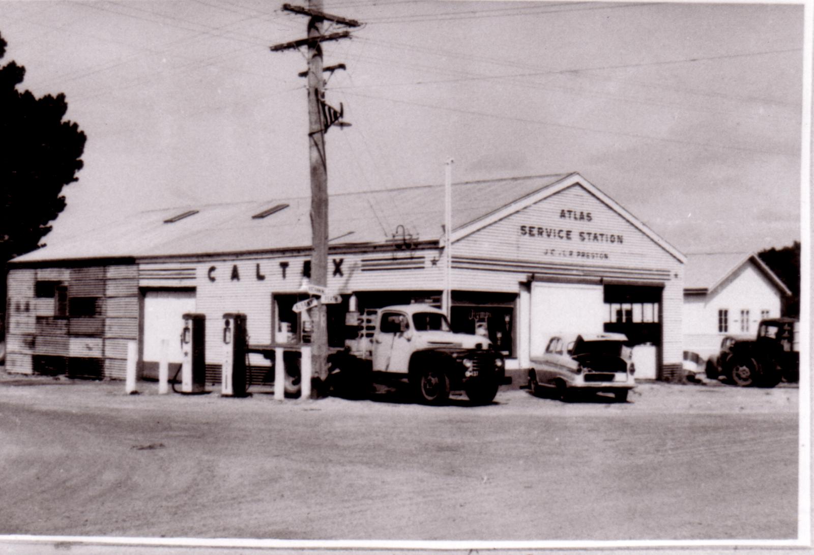 Atlas Service Station, JC & LR Preston, circa 1960.