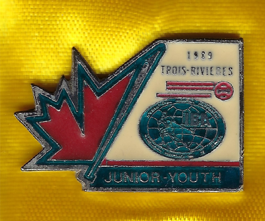 Australian and International badges - Trois-Rivieres Junior Youth 1989