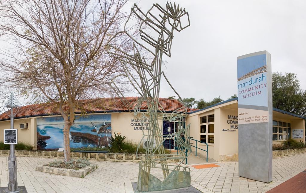 Photograph of the street Pinjarra Road street frontage of the Mandurah Museum by Roz D' Raine