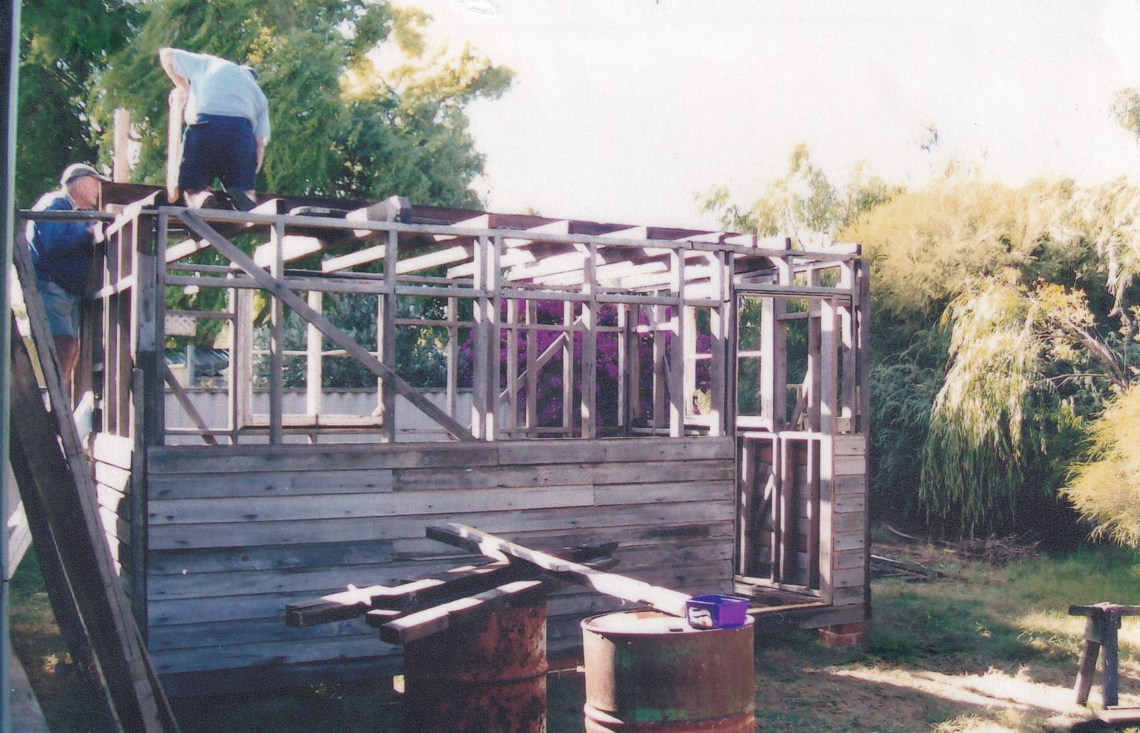 BHS Dismantling Medical Hut 2008