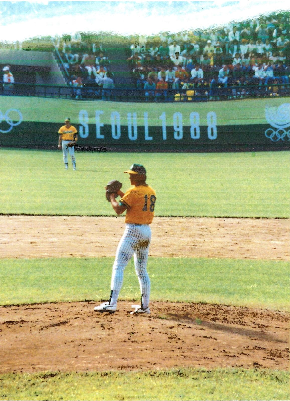 Australian pitcher Parris Mitchell at the 1988 Seoul Olympic Games.