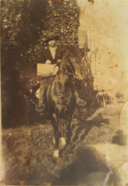 Lew Whiteman on his horse, c1920. Writen on the rear of the image is 'To Uncle Lew, from Margaret'.