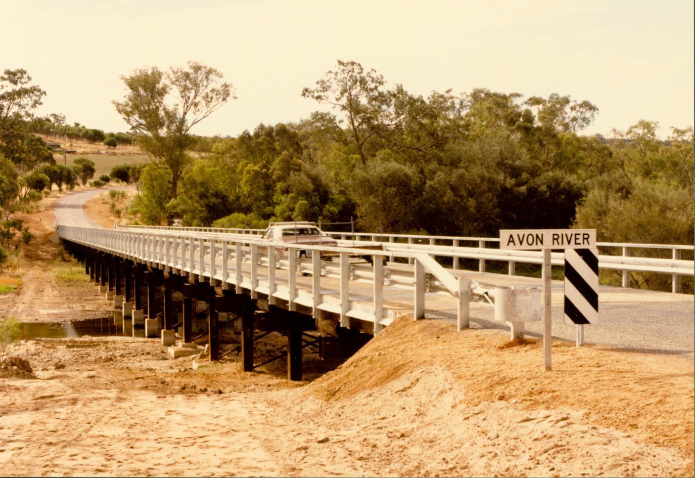West Toodyay bridge re-opening 1988, bridge in use