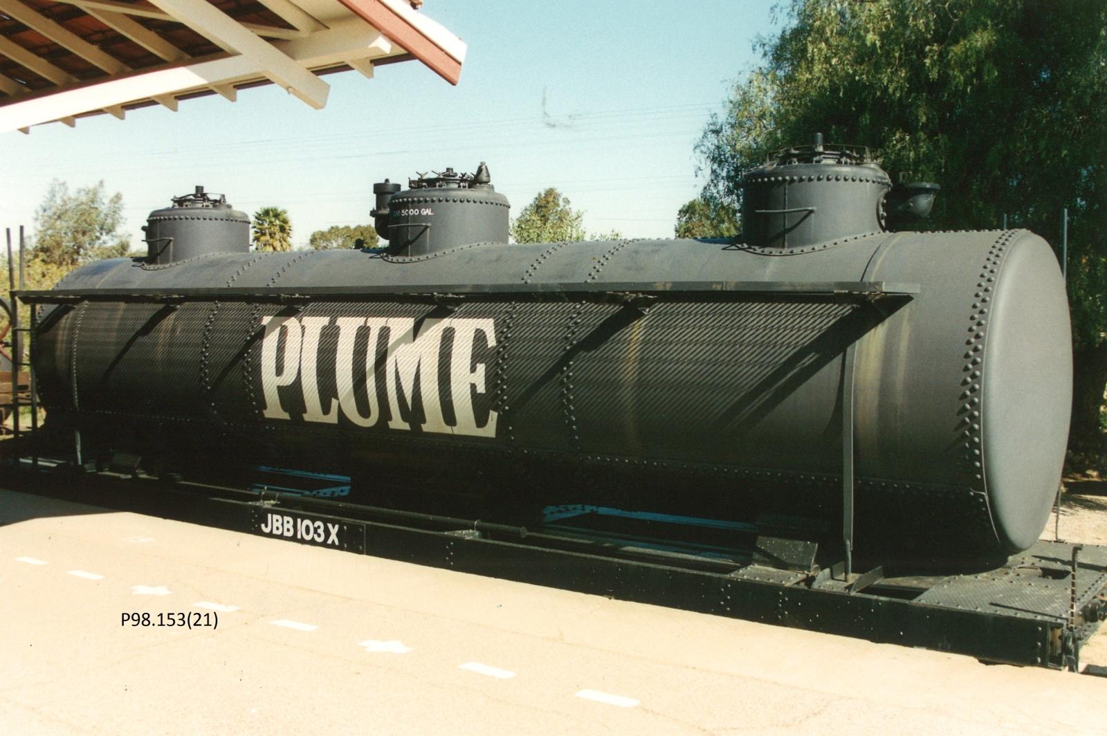 Plume 5,000 fuel tanker