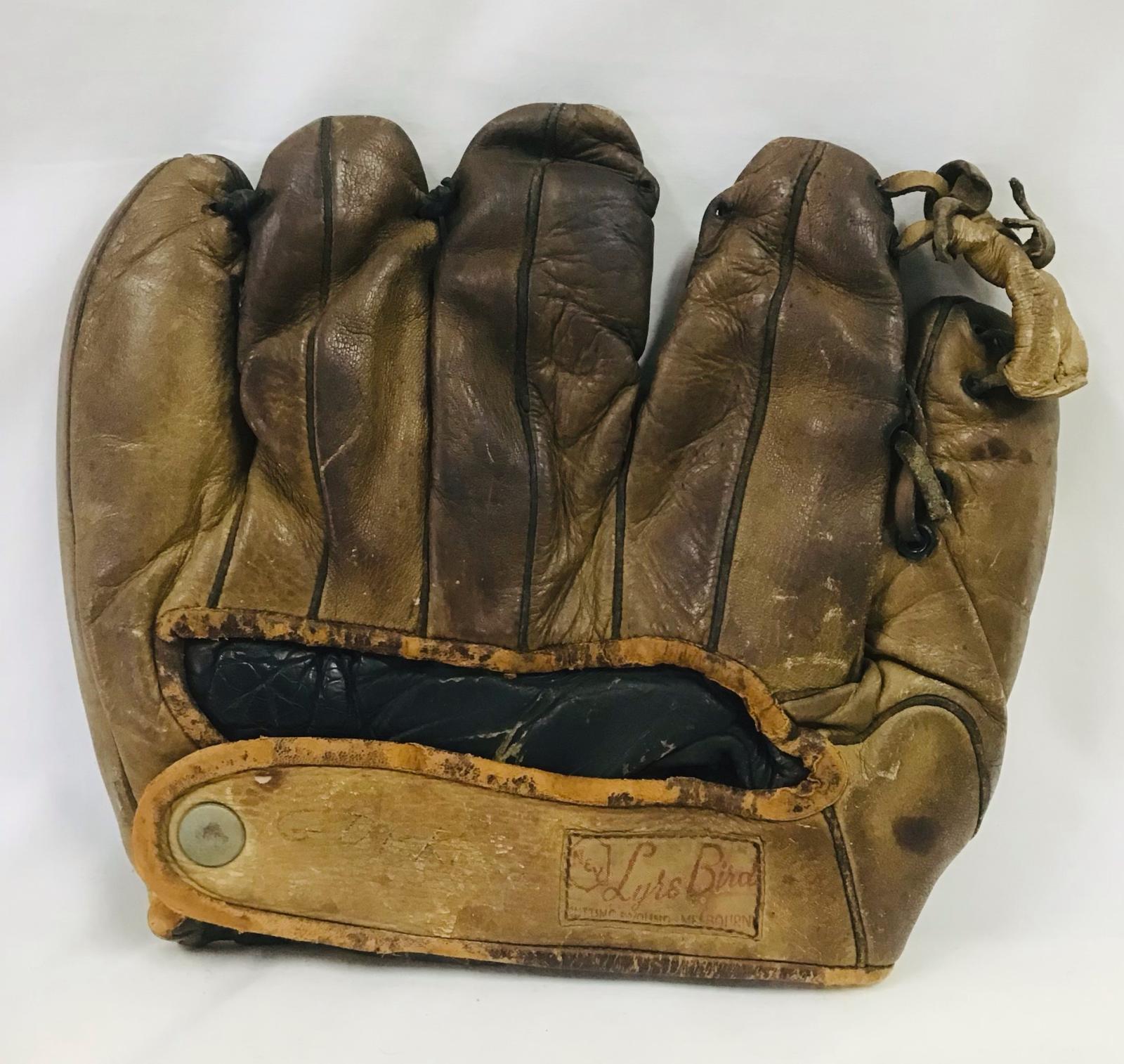 George Dickinson's 1936 baseball glove (back)