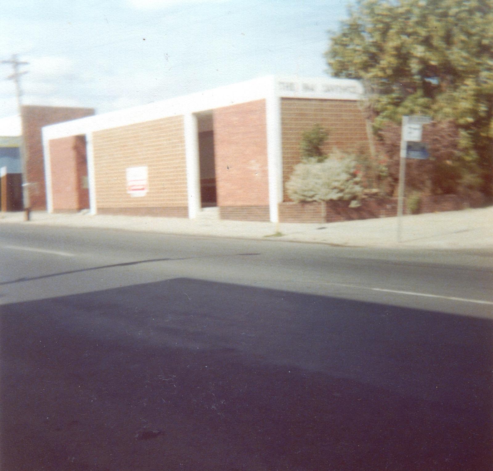 R&I Bank building, corner of The Avenue and Great Northern Highway, Midland.