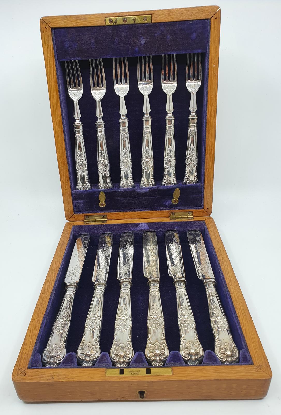 Fish cutlery set