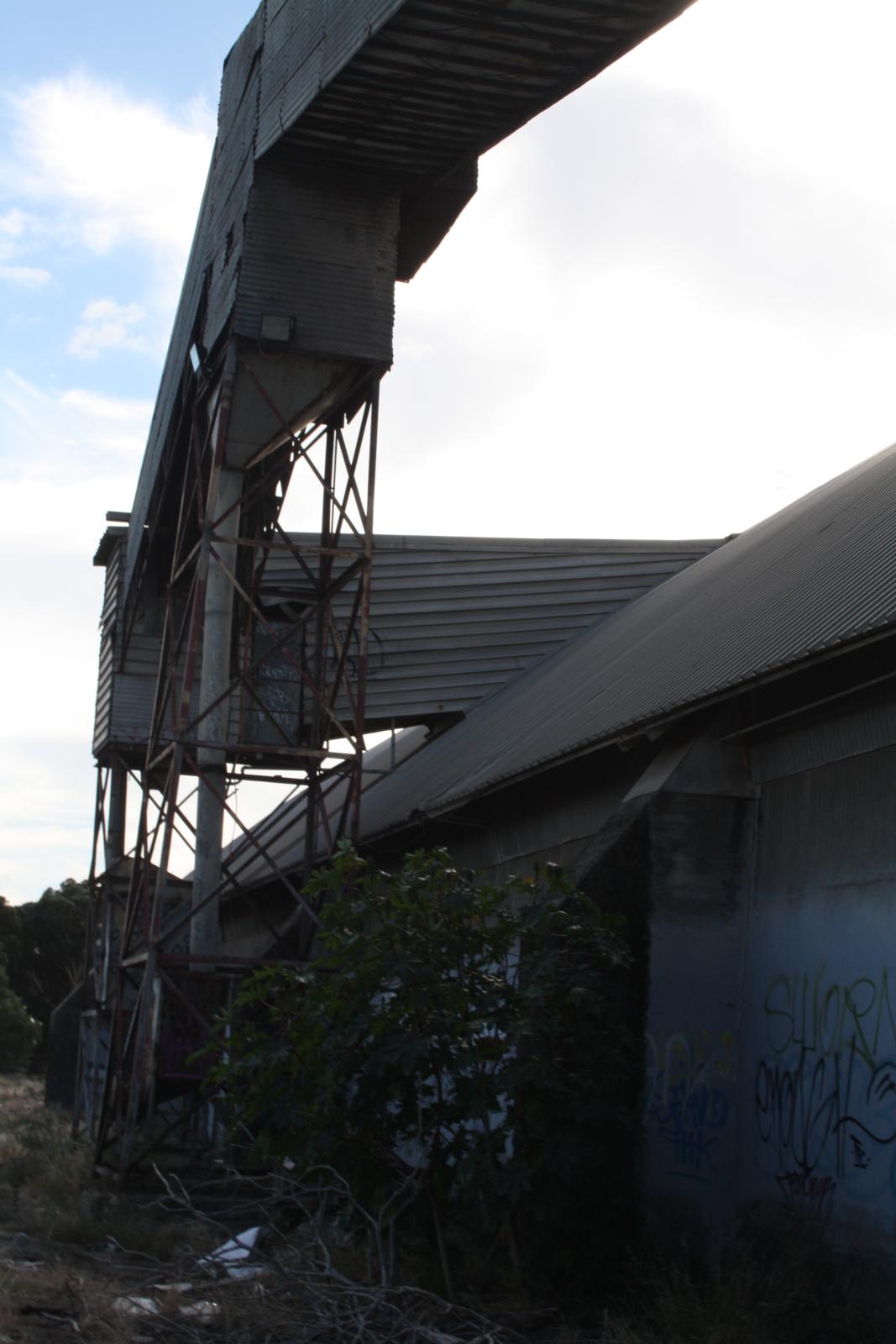 P34-18. Exterior of the silo. 