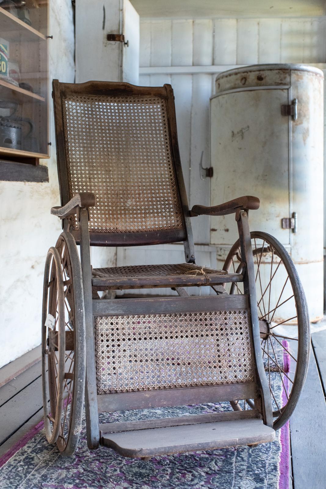 Lady Forrest Bath Chair