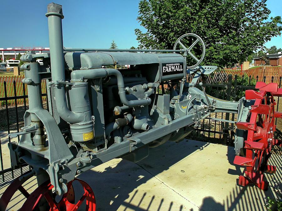 1929 Farmall Regular Tractor in Lions Park, Cheyenne Wyoming. 