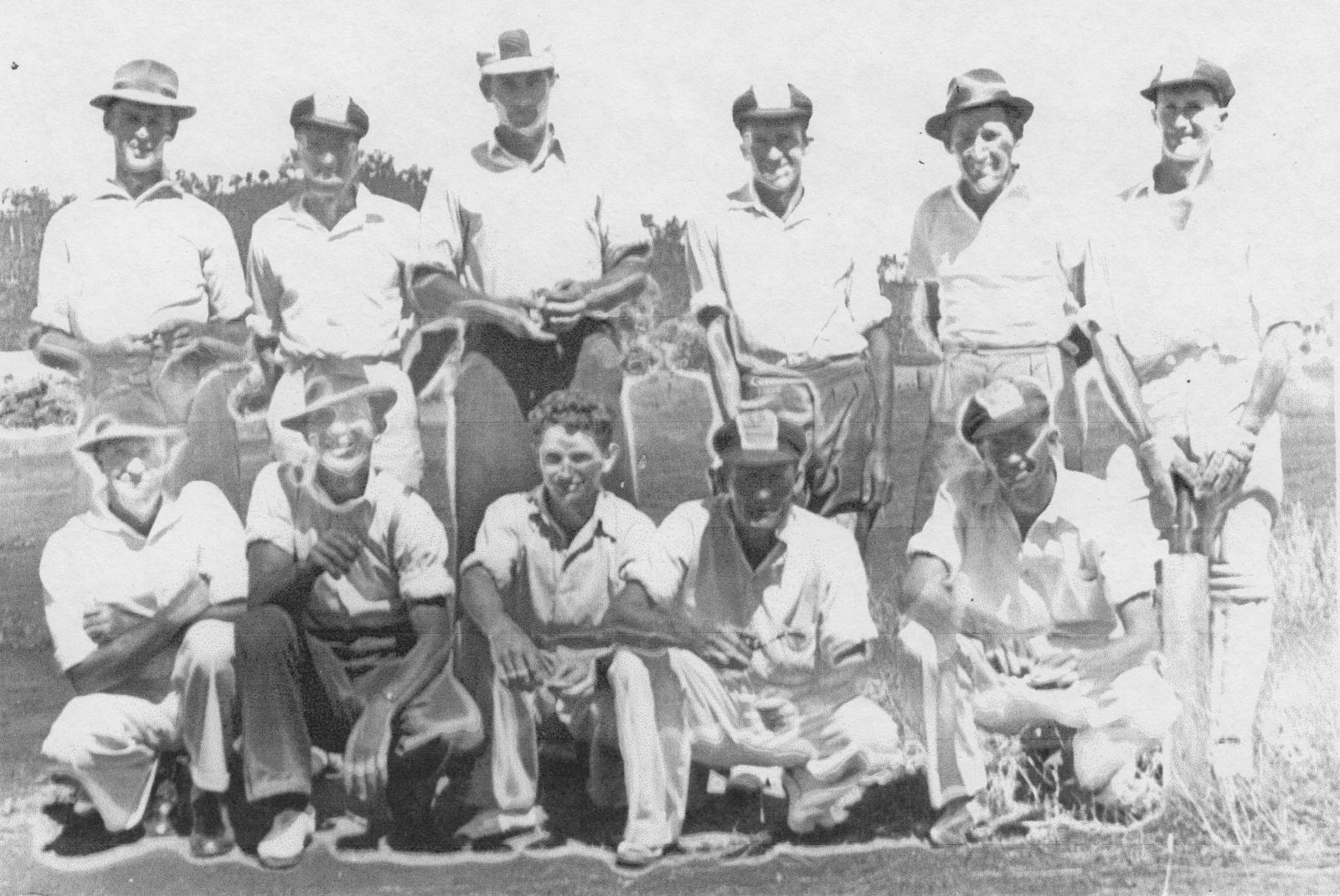 Upper Swan Cricket Team c1945.