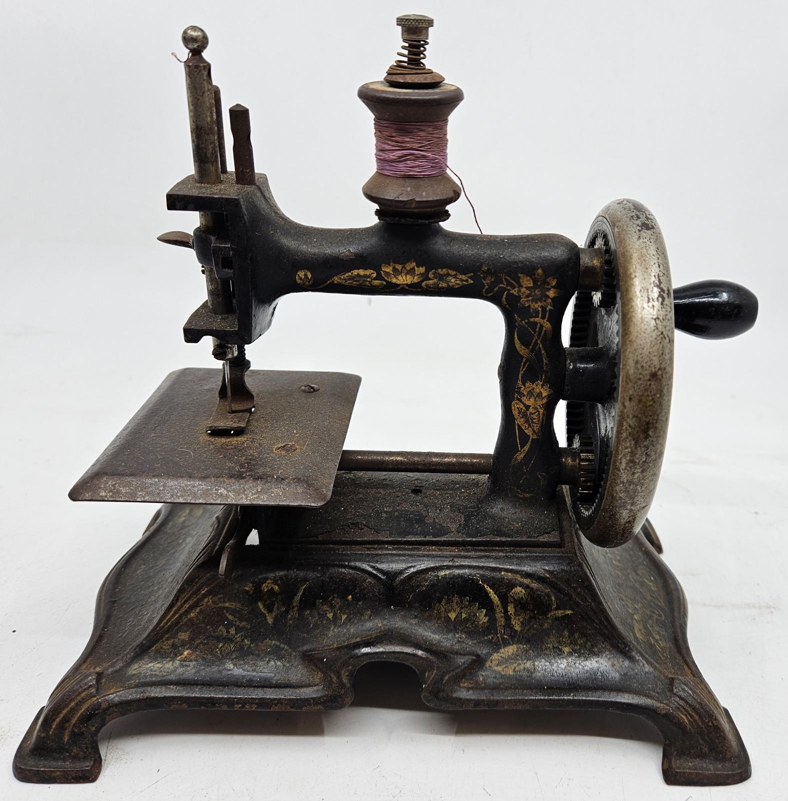 sewing machine