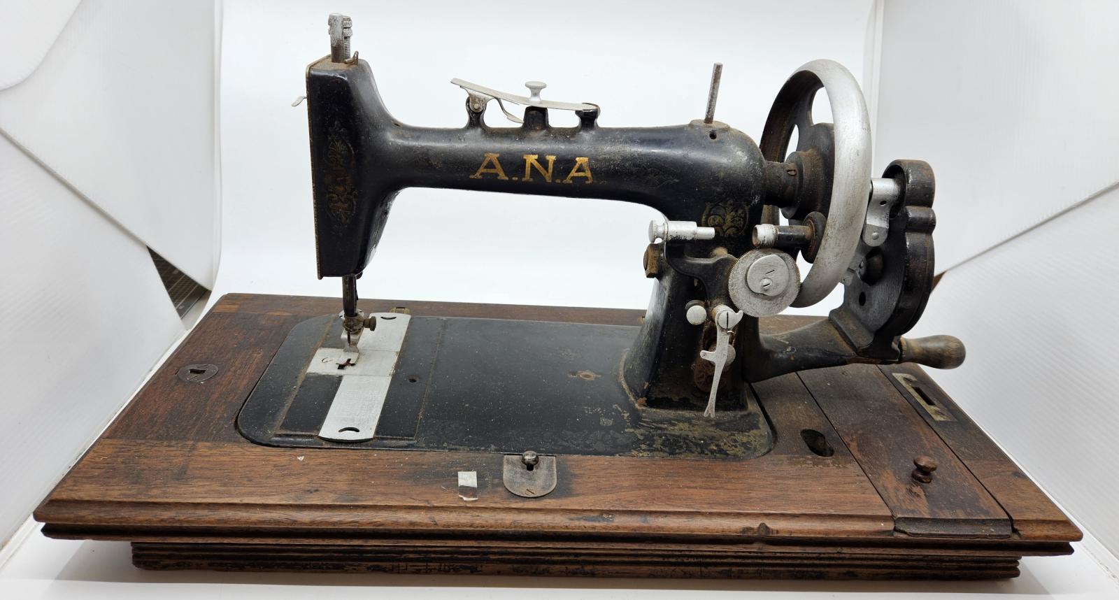 sewing machine