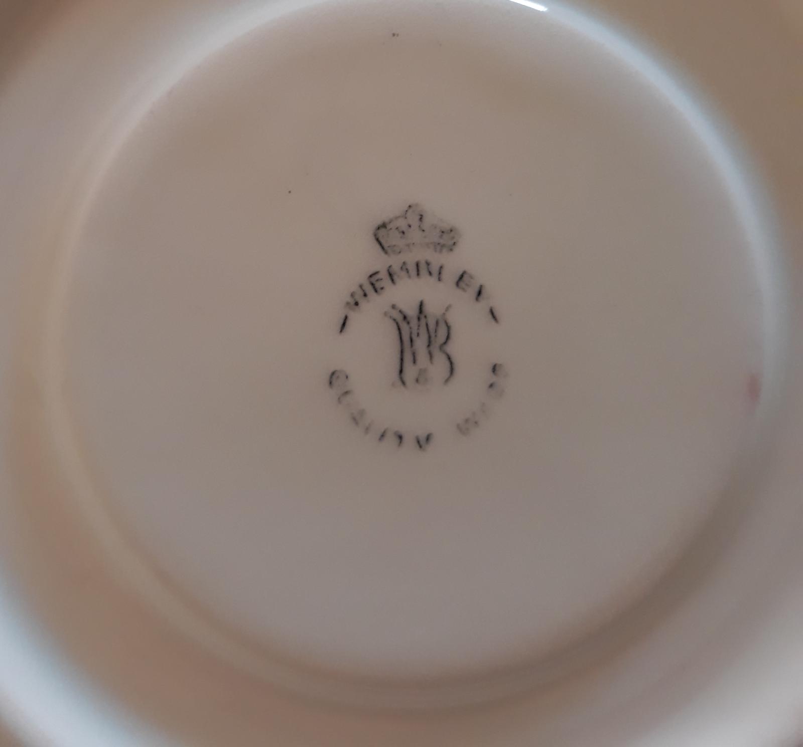 WAGR saucer, makers mark detail.