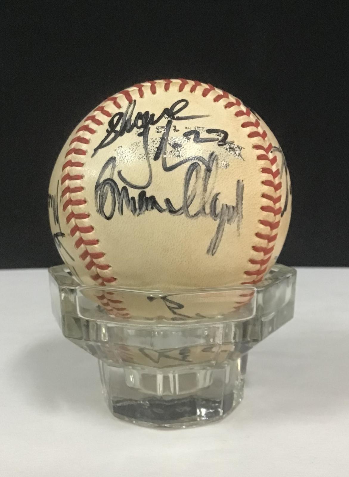 1994/95 ABL Championship Series baseball signed by Perth Heat players