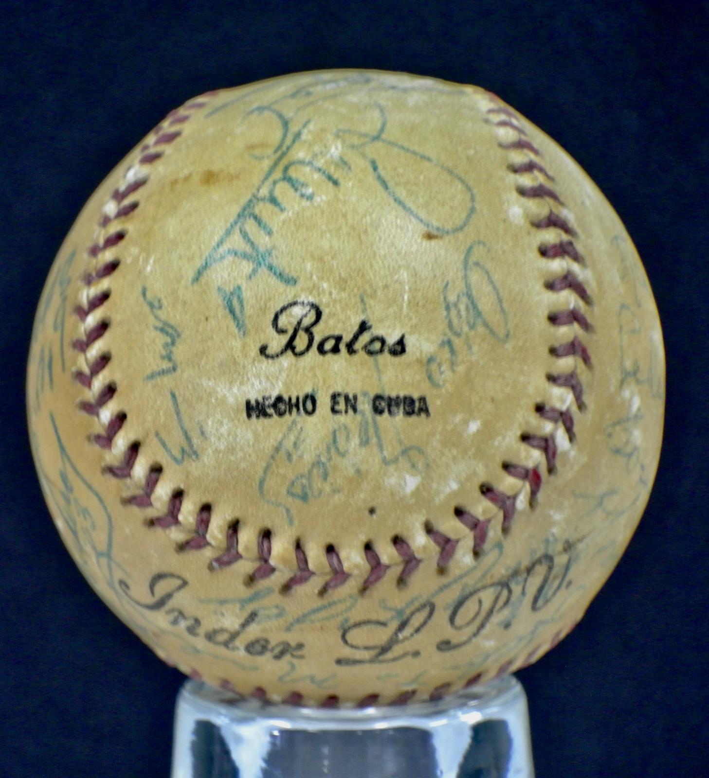 Signed baseball - Team Cuba 1974