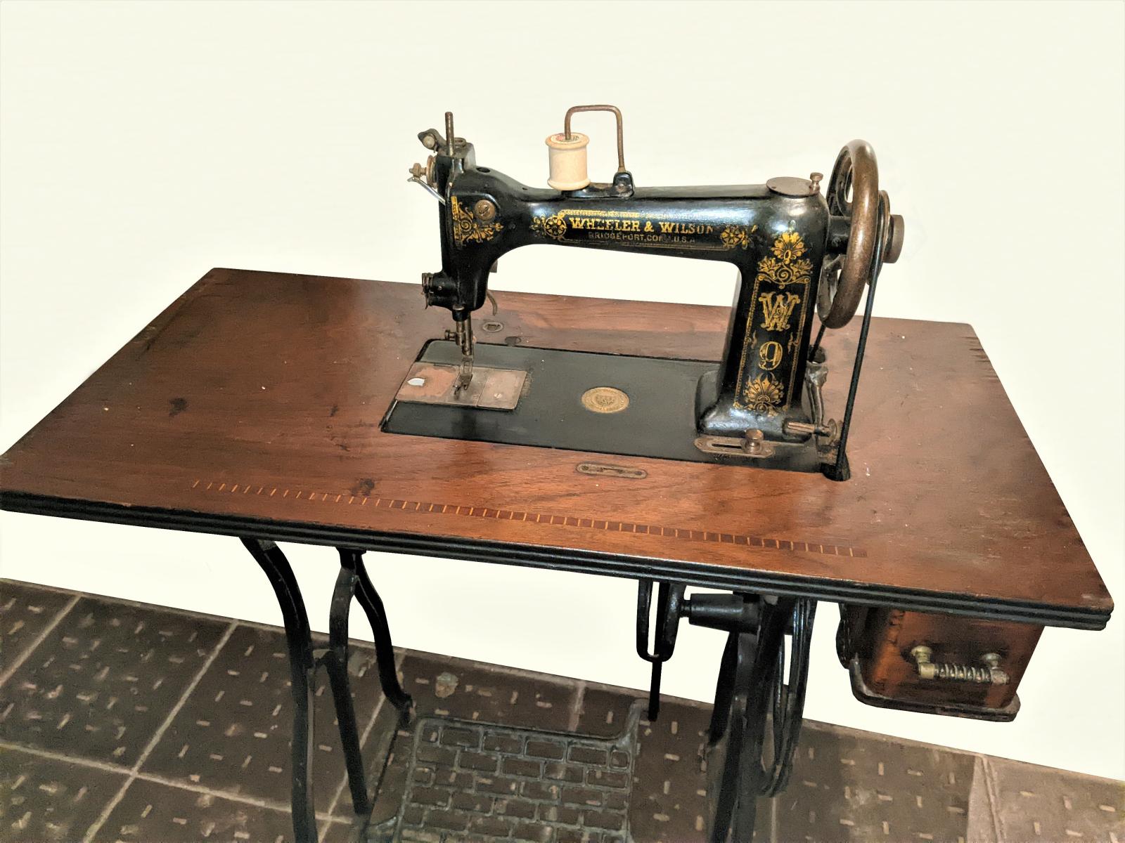 sewing machine