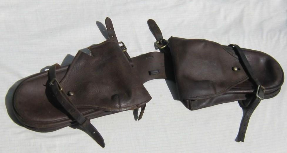 Saddle wallets