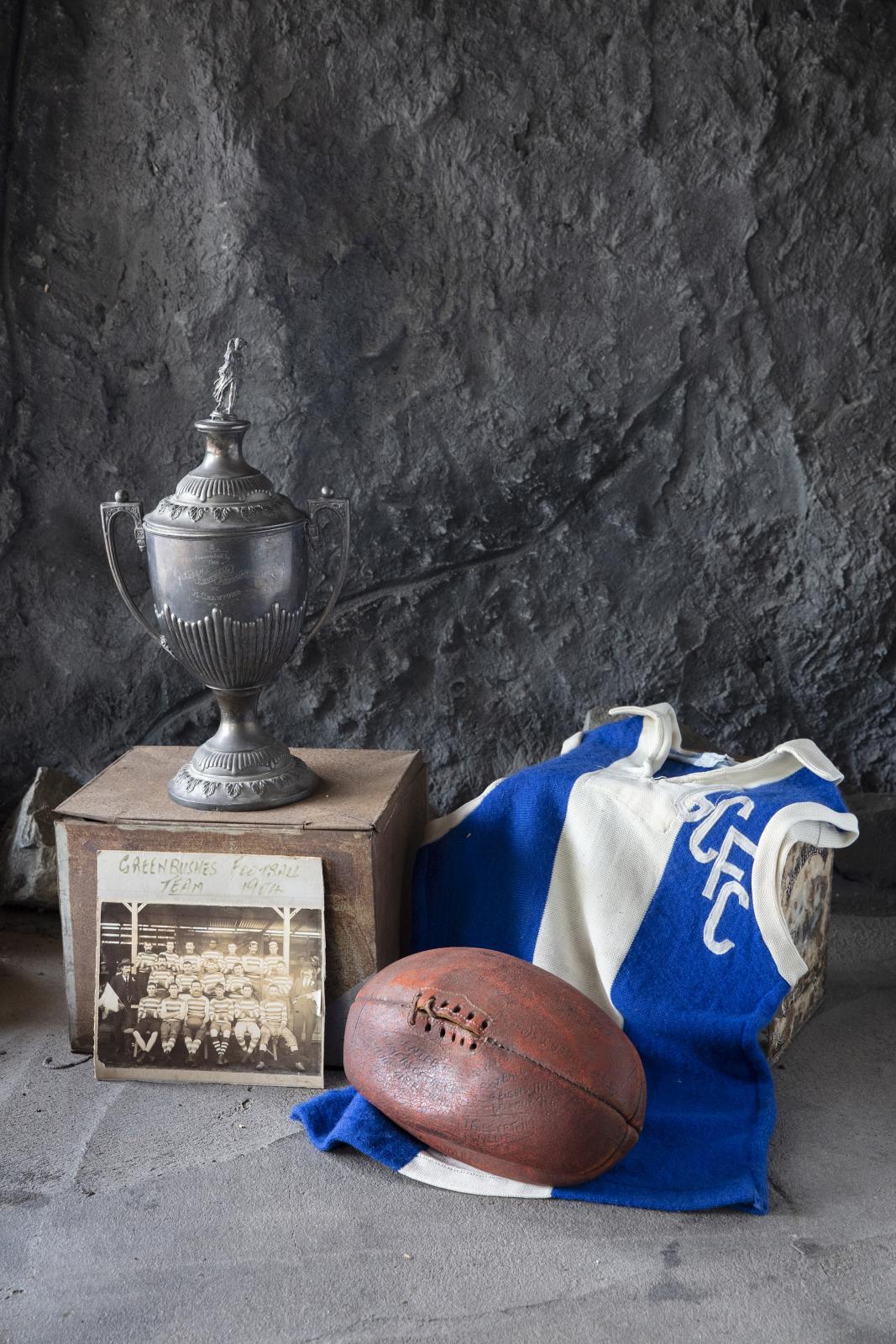 photograph of football team, football, football jumper