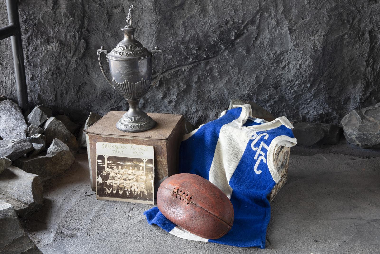 photograph of football team, football, football jumper