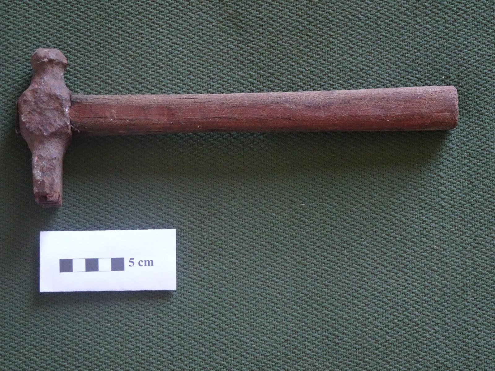 Log stamping hammer