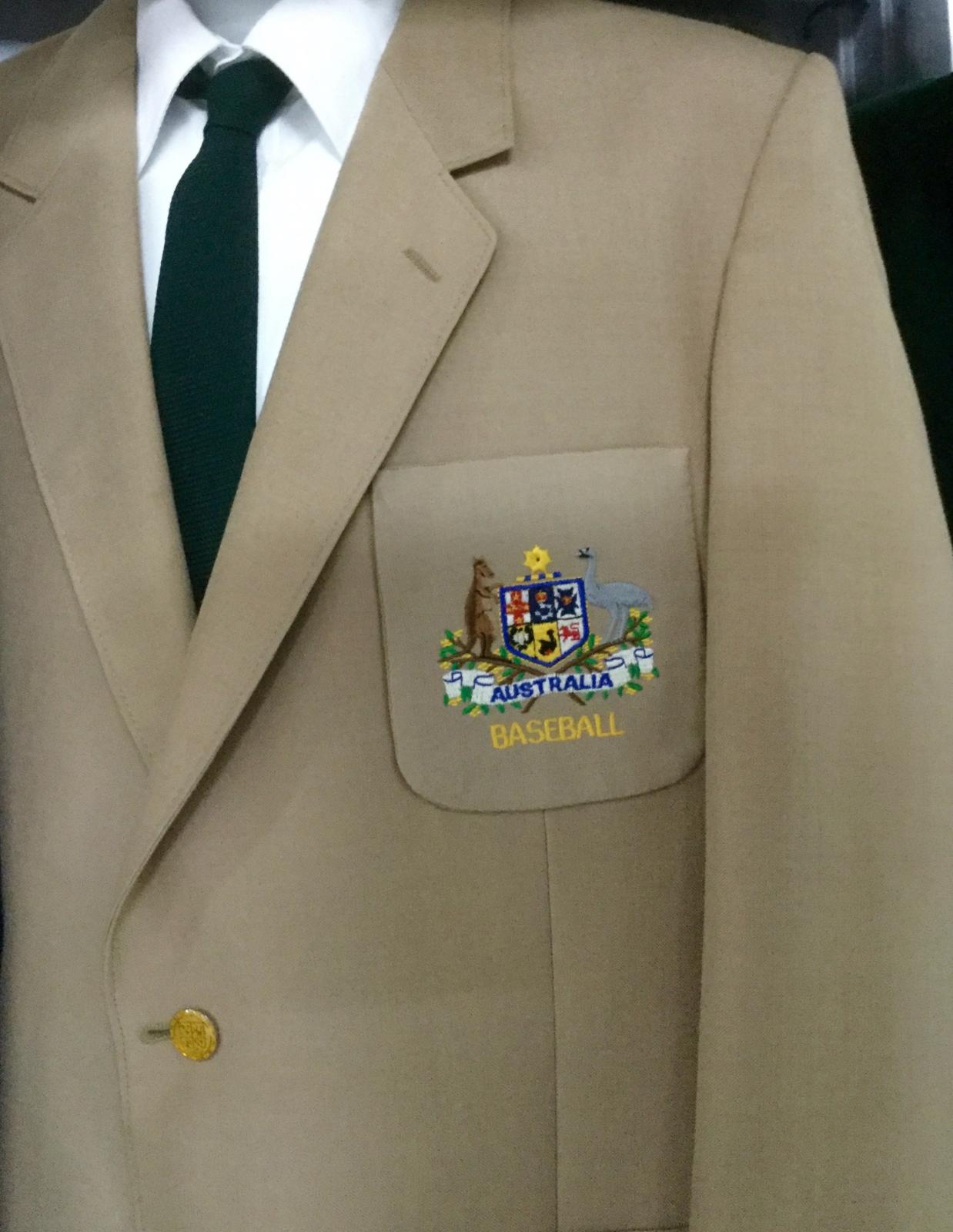 Maurie Reynold's 1983 Australian team blazer (pocket patch)