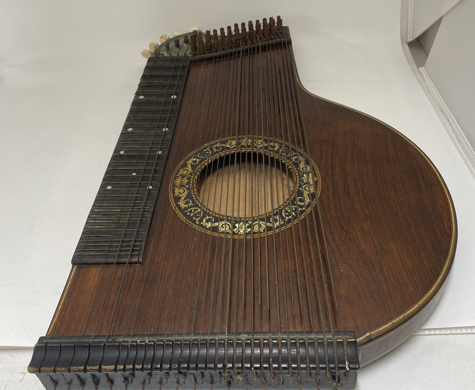 Zither | Collections WA