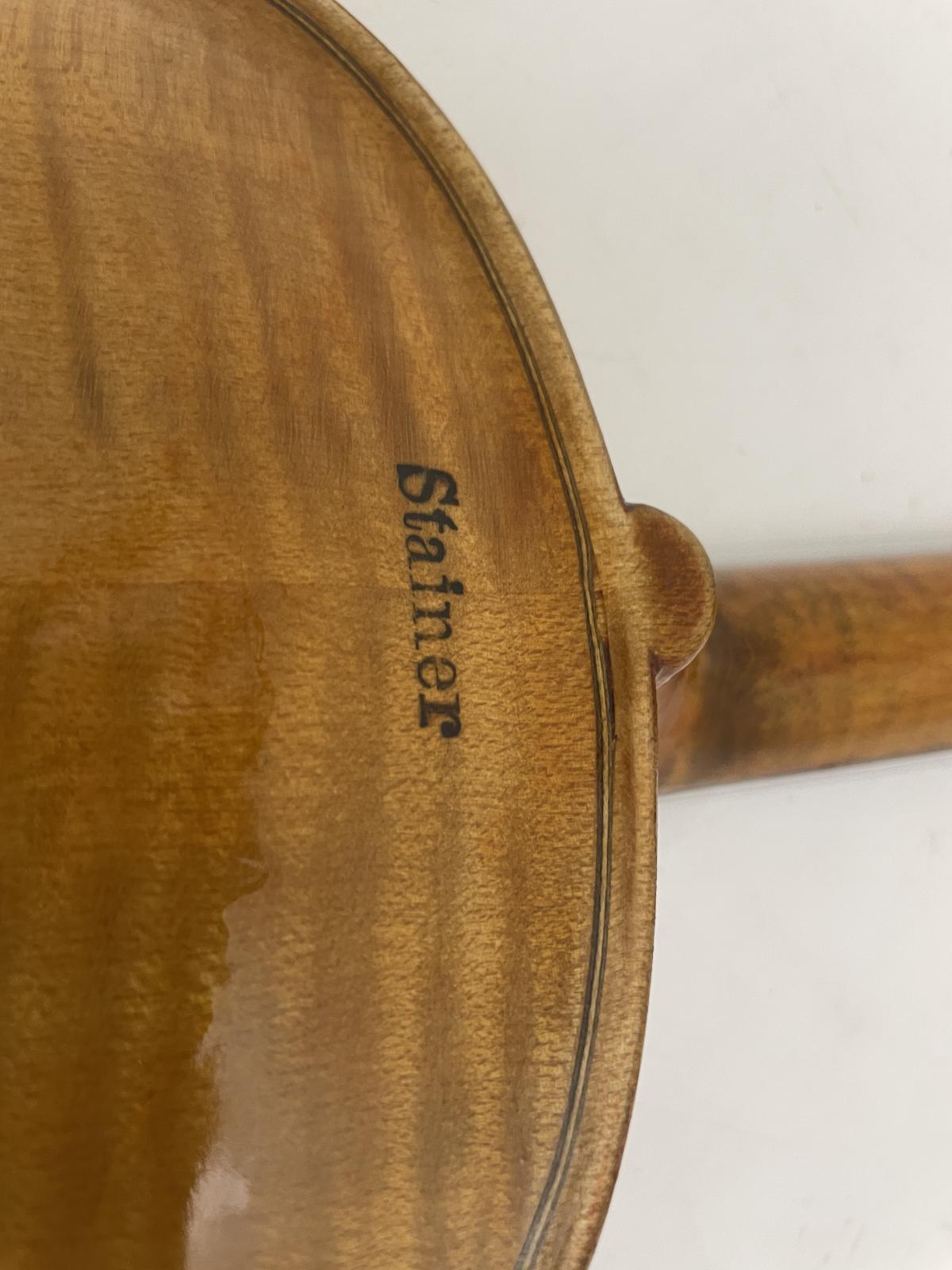 "Stainer" attribution on the Violin