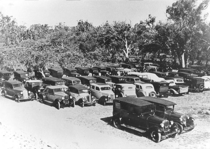 PD00300 Visitors to Yanchep National Park