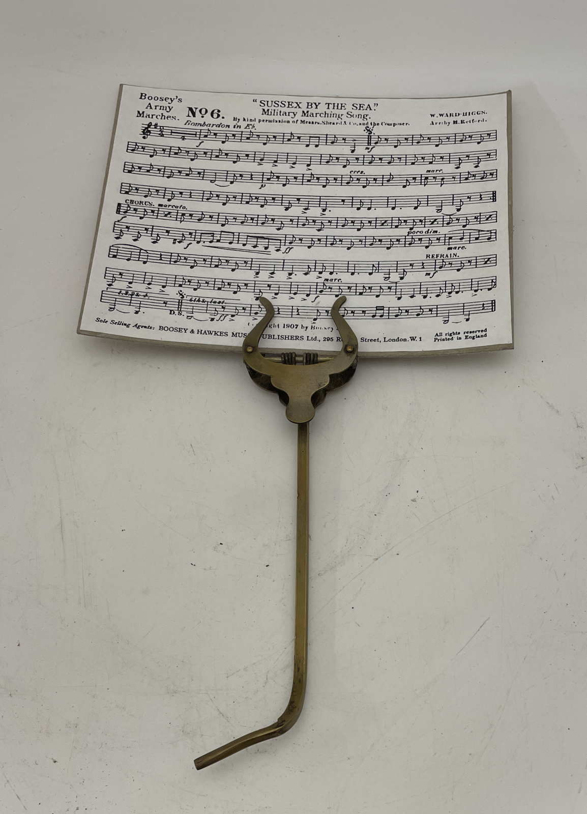 Brass lyre