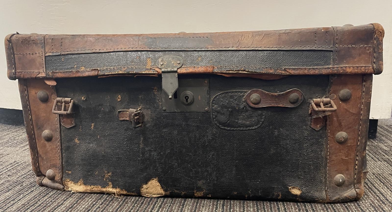 Steamer Trunk 