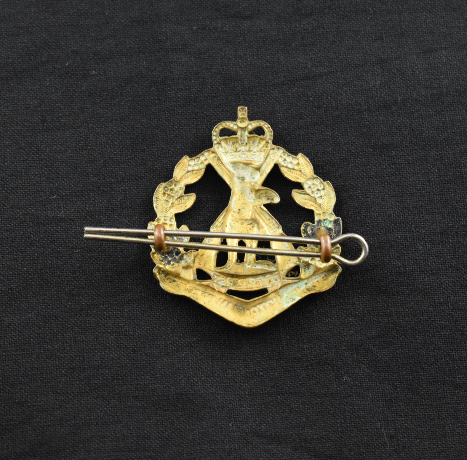 QE11 Royal Australian Regiment Brass Badge