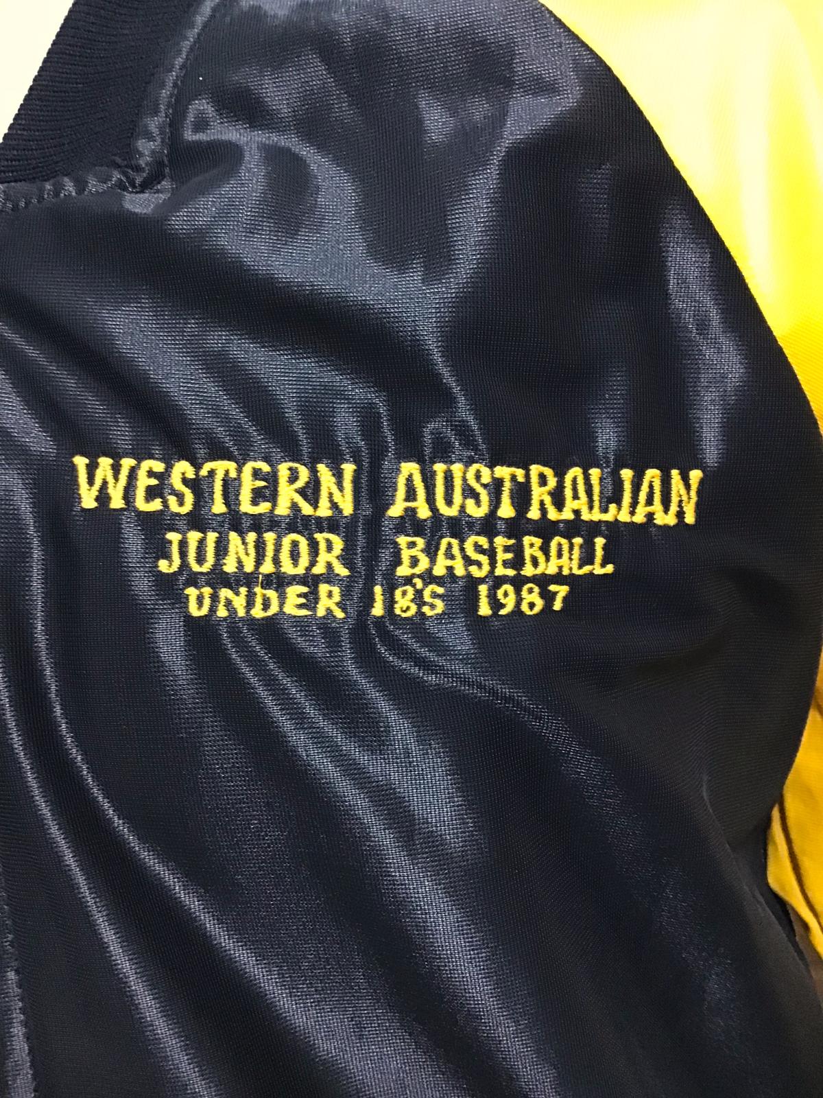 1987 WAJBL Under-18s warm-up jacket insignia