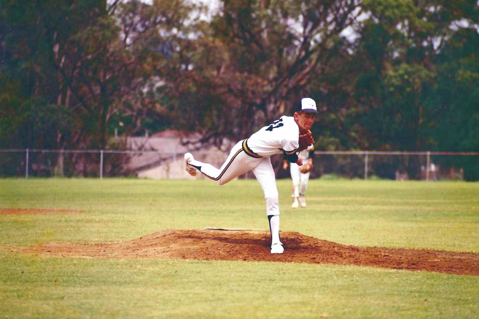 Dean Moyle pitching in the 1987 Western Australian Under 18 state team