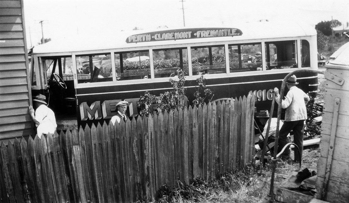 Metro Bus Accident Loch Street Claremont