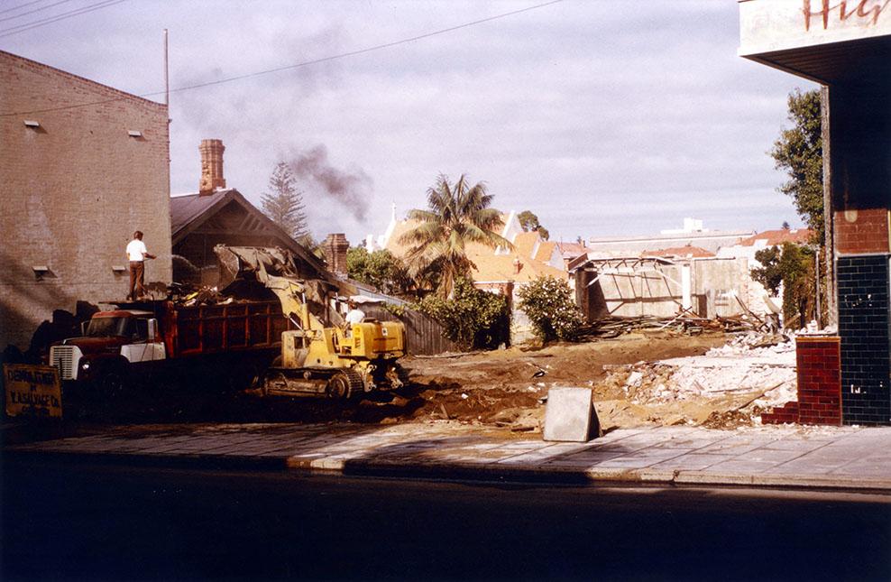 Demolition of Lunt House And Pumphouse Wine Bar Claremont