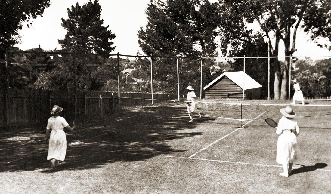 Tennis At Camm Home 'Sunnyside'