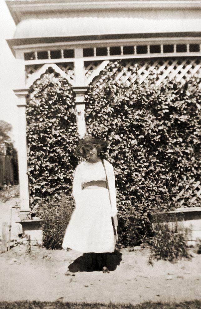 Olive Abraham, 29 Davies Road, Claremont