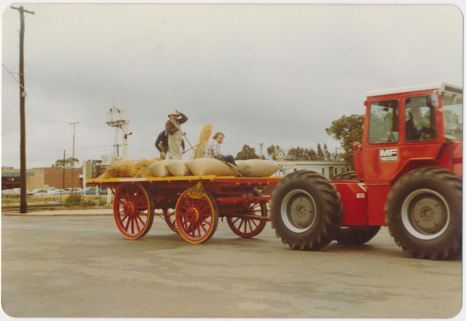 Katanning Float Parade