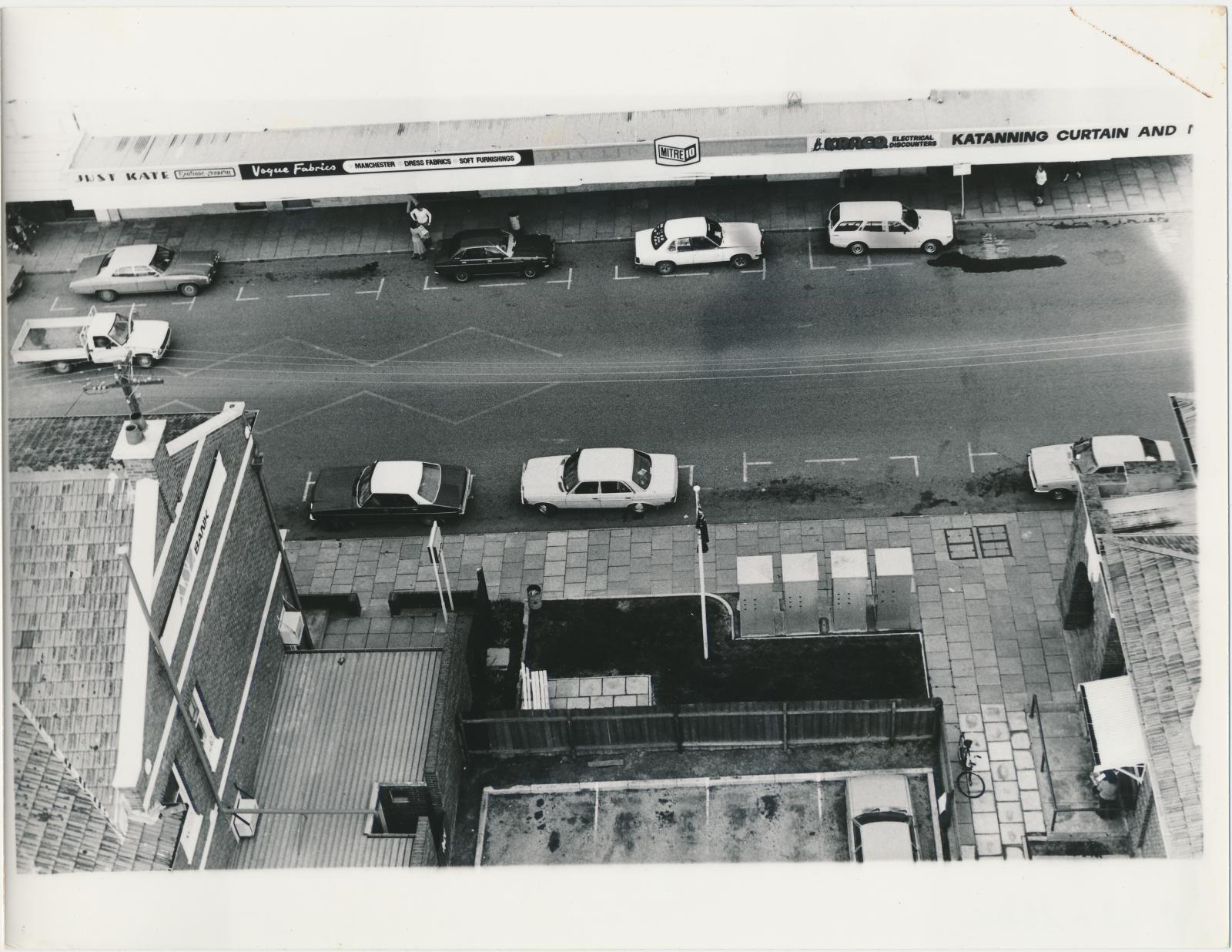 Clive Street in front of the Post Office