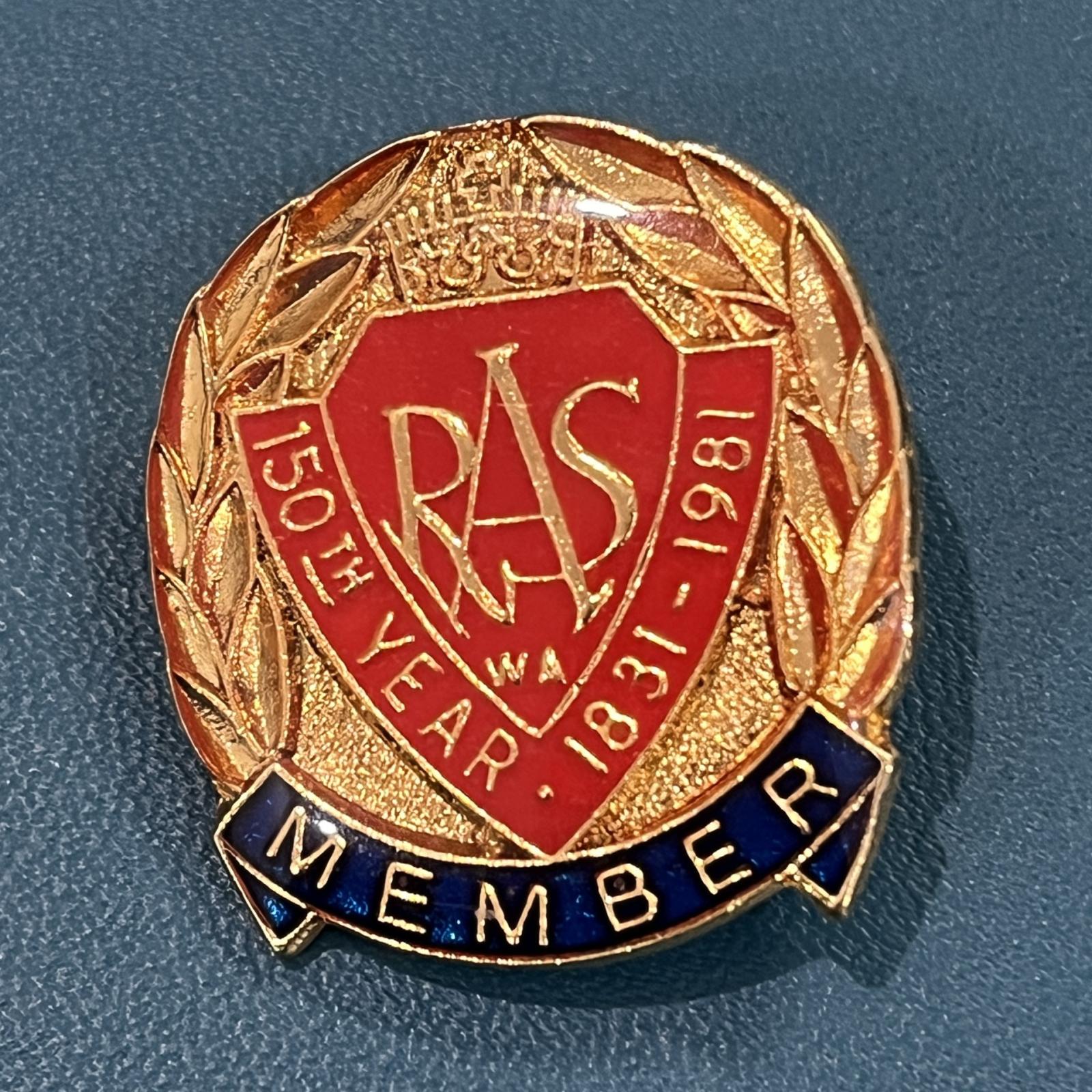 Member's Badge 1981