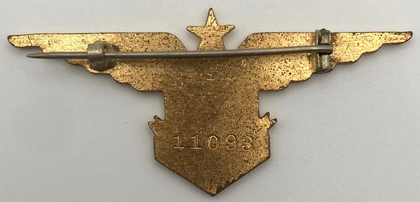 Reverse of large size F.F.A.L. pilot's wing badge