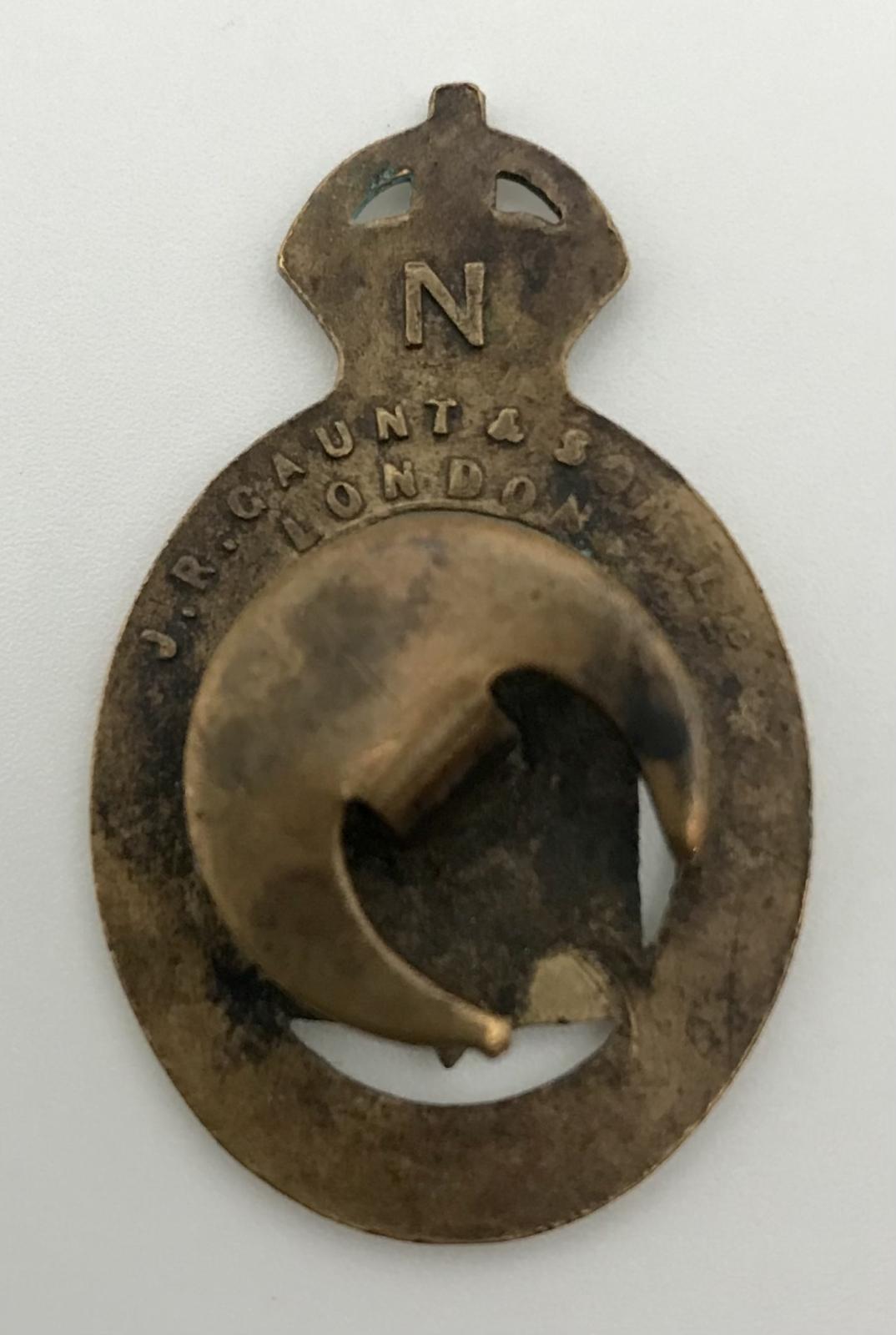 Reverse of 'On War Service 1915' Munition Workers badge - 1