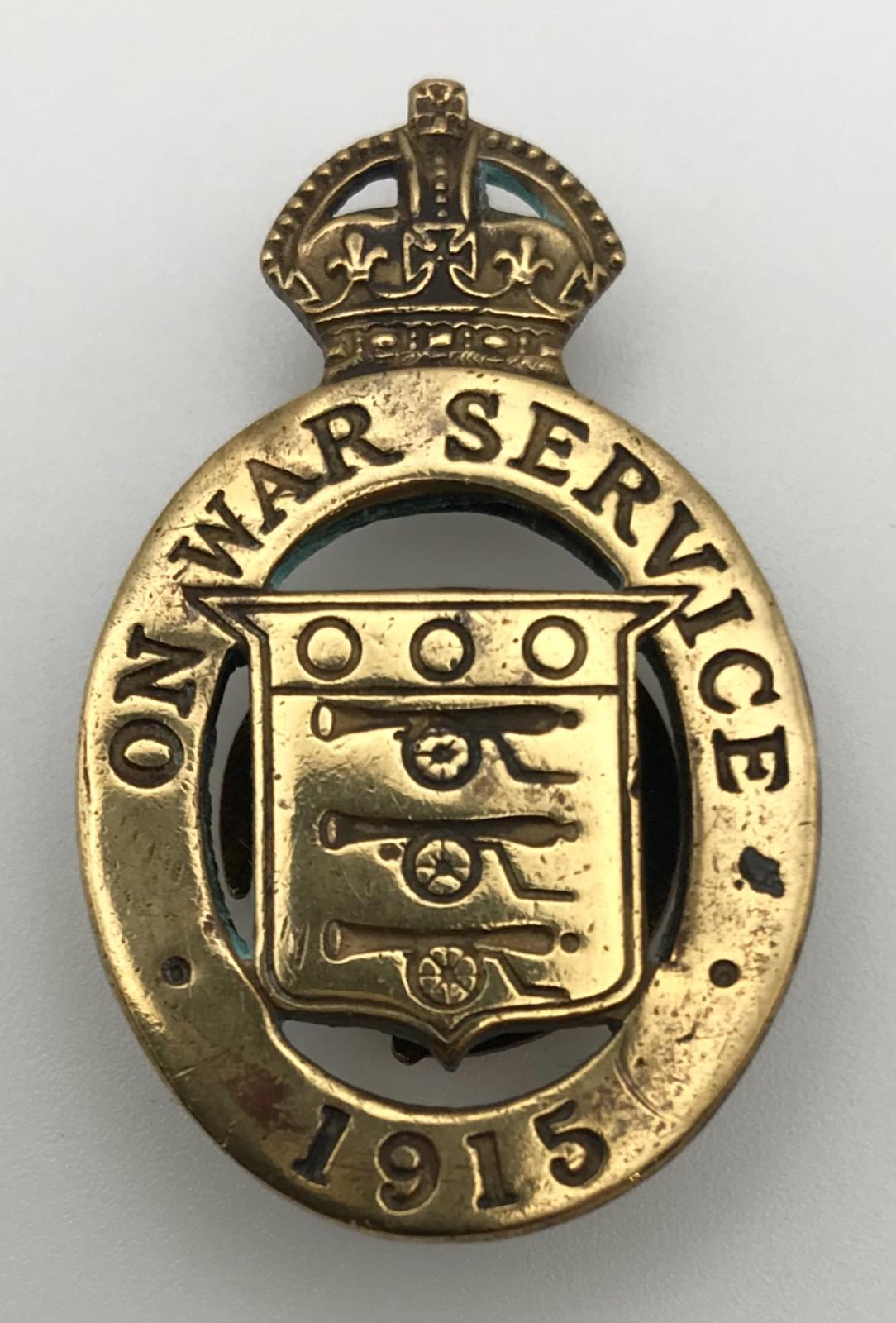 'On War Service 1915' Munition Workers badge - 1