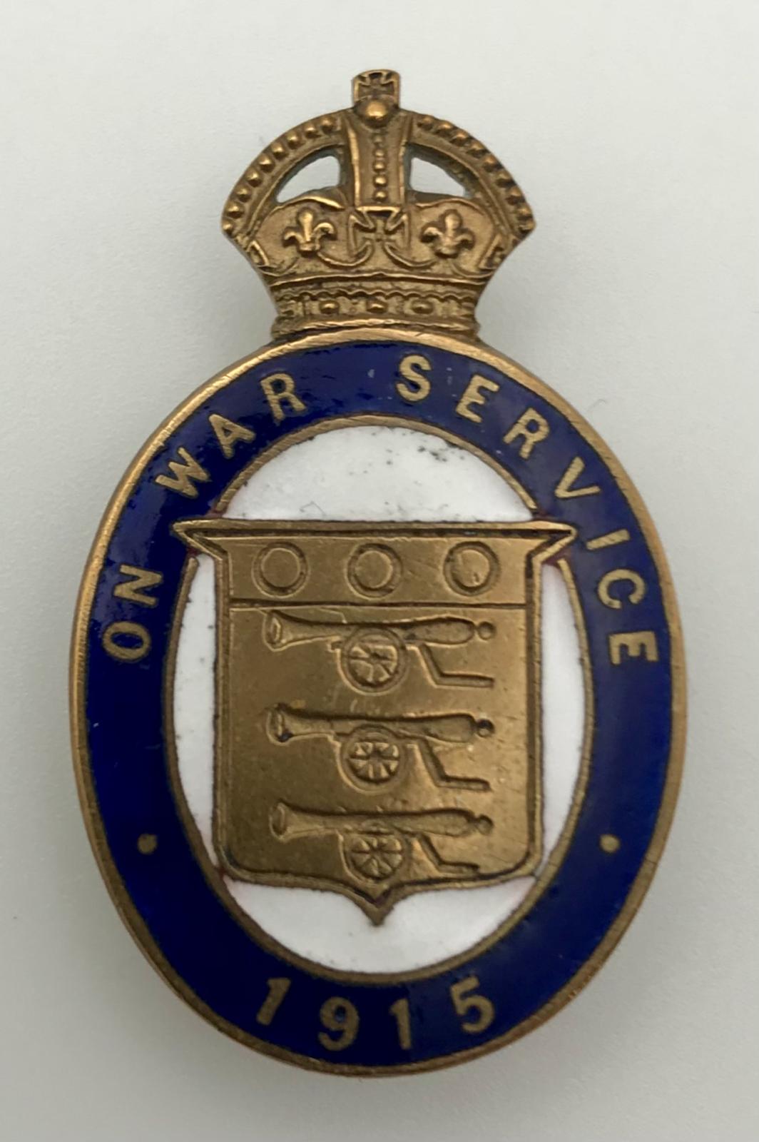 'On War Service 1915' Munition Workers badge - 4